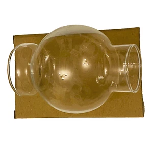 REPLACEMENT GLASS GLOBE FOR PIGEON OIL TYPE LAMP NEW OLD STOCK. - Picture 1 of 2