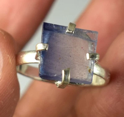 Anillo para hombre de piedras preciosas ásperas con certificación de tanzanita azul natural de 8,95 quilates de Tanzania Foto 1 de 4