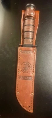 Faca de lâmina fixa vintage original "Ka-Bar USMC" faca de combate com bainha - Imagem 1 de 4