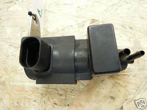 Unterdruckventil Magnetventil Ventil 057906630A Audi A8 S8 4E 3D - Picture 1 of 3
