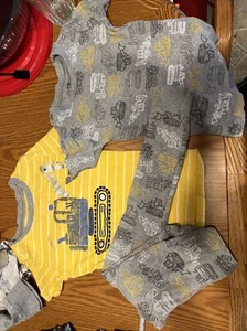 BOYS CONSTRUCTION EXCAVATOR boy pajamas size 8 Kids Headquarters - Picture 1 of 9