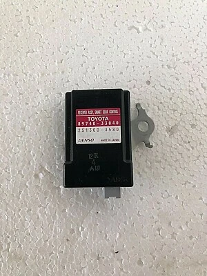 Unidad de módulo receptor de control de puerta Lexus ES350 2009 OEM # 89740-33040 Foto 1 de 4