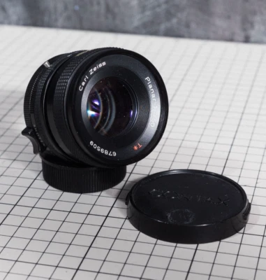 Carl Zeiss Planar 50mm f1.7 T* FOR LEICA M - RANGEFINDER COUPLED - READ - Image 1 of 4
