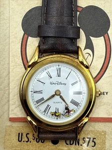 Disney Store Mickey Mouse Chasing Pluto Watch VTG NEW W/TAGS and TIN - Picture 1 of 9