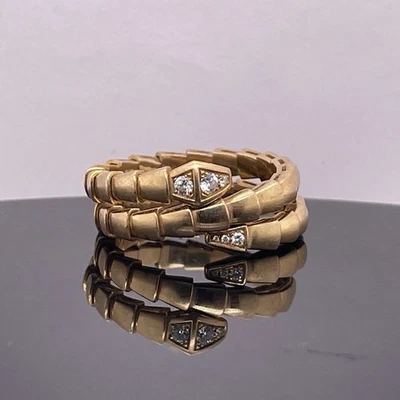 Anillo Bvlgari Oro Amarillo 18k 0.10Ctw Diamantes Víbora Serpenti $6000 Minorista/Talla 9 Foto 1 de 4