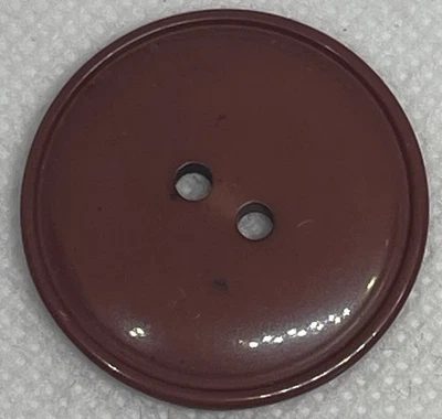 Botón de plástico borgoña rojo vino oscuro con borde grande 2 agujeros tamaño 1-1/8" lote R2 Foto 1 de 3