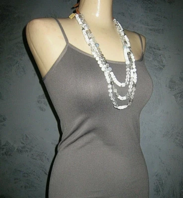 Collar Chan Luu Triple Hilo Howlita y Cristal Blanco Mezcla Sobre Cuero NUEVO $295 Foto 1 de 4