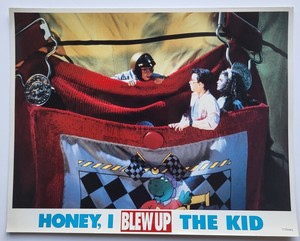 HONEY I BLEW UP THE KID Original US Lobby Card 14 x 11 disney babys pocket 1992