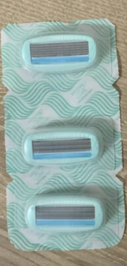๐ Schick Hydro Silk Sensitiv Care - 3 Cartridges (AS SHOWN) - Picture 1 of 3