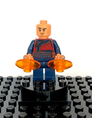 LEGO Marvel Super Heroes Dr Strange, WONG DARK RED ROBE - sh0826, set 76218, TBE - Photo 1/4