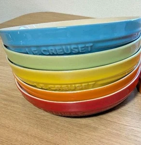 Le Creuset Round Dish Deep Dish  7.9 inches (20 cm)  Rainbow  Heat Resistant  - Picture 1 of 19