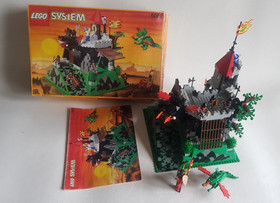 LEGO 6082 Fire Breathing Fortress Dragon Knights Castle incl box & instructions