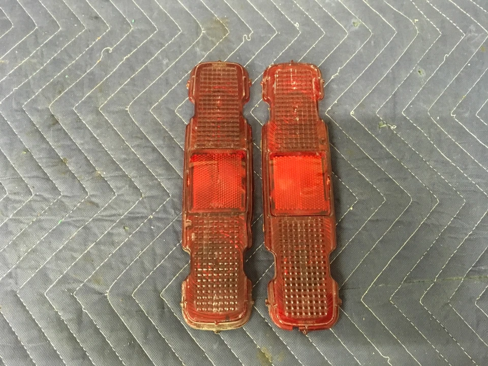 70 lentes de luz trasera originales Monte Carlo  Foto 1 de 1