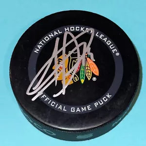 JONATHAN TOEWS Signed Chicago BLACKHAWKS Official GAME Puck Beckett Auth. BAS - Picture 1 of 3