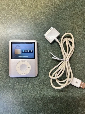 Apple iPod Nano 8 Gb 2nd Gen - Image 1 of 4