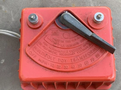 Fuente de Alimentación Lionel Rojo Tipo 4050 - 50 vatios - Usada Foto 1 de 4