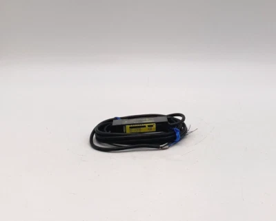 Banner D12EP6FP Fiber Optic Sensor - Image 1 of 4