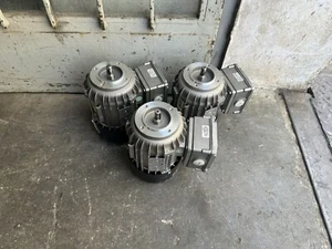 Rexroth 3 842 547 993 3-phase motor - Picture 1 of 3