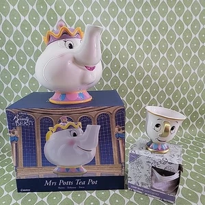 Disney La Bella y la Bestia Mrs Potts Tetera Real y Taza de Chip Sin Usar Nueva - Imagen 1 de 7