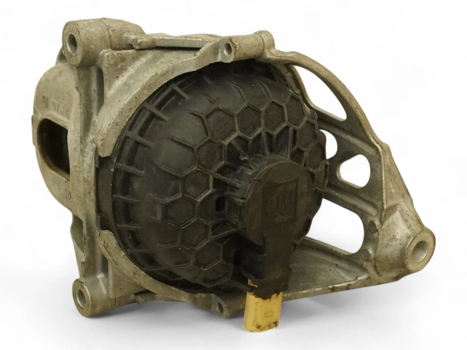 2017 - 2019 Audi Q7 4M 3.0L Engine Motor Mount Bracket Support Left Lh Side Oem - Image 1 of 4