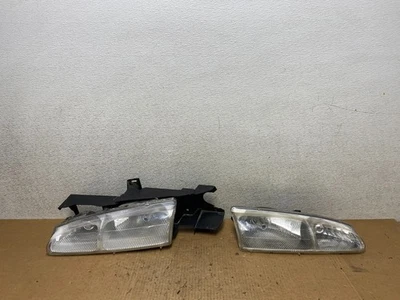 1996 - 1997 年福特 Thunderbird Cougar 左 + 右侧车头灯 原始设备制造商 Q7709 DW — 第 1/4 张图片