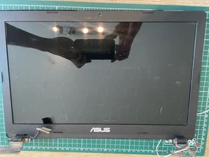 ASUS F551C Complete Screen Assembly G74 - Afbeelding 1 van 2