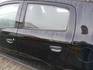 Mitsubishi Space Star  1.0 999ccm Tür hinten links schwarz - Bild 1 von 3