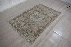 Vintage Turkish Nigde Carpet, Handmade Carpet 63.7 x 42.1 in, Anatolian Rug Home - Picture 1 of 12