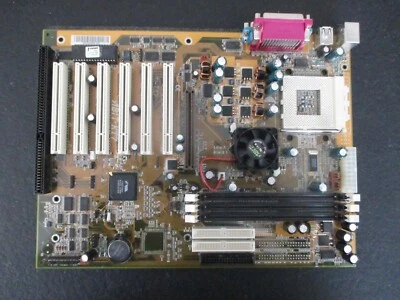 NOS ABIT KT7 COMPUTER MOTHERBOARD 305 MM X 244 MM CHIPSET VIA 1.5GB RAM - Image 1 of 4