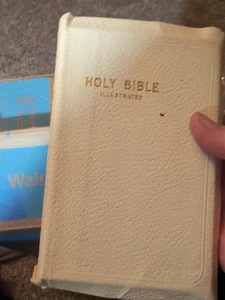 alte illustrierte Heilige Bibel weiß 1942-48 ? - Bild 1 von 9
