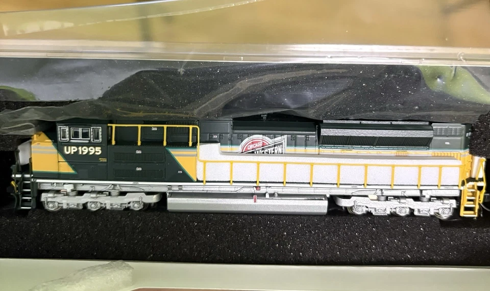 Broadway Limited N  - Union Pacific (CNW Heritage) SD70ACE #1995 Sound - 3472 - Image 1 of 1