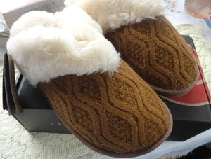 LAMO Caroline Zopfmuster Hausschuhe 9 Lammfellimitat Fell UNGETRAGEN im Karton Neu im Karton - Bild 1 von 7