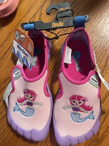 Newtz Girls water shoes Pink Mermaid Sizes Available 5-6, 9-10 - Picture 1 of 1