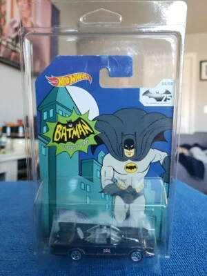 2014 Hot Wheels 75 Years of BATMAN CLASSIC TV SERIES BATMOBILE  04 Of 08  - Image 1 of 4