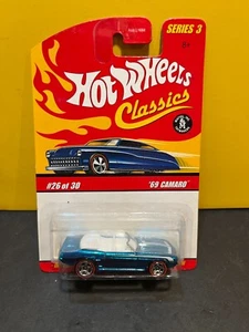 1/64 HOT WHEELS CLASSICS 26 OF 30 1969 CHEVROLET CAMARO CONVERTIBLE BLUE - Picture 1 of 2