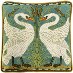 Kit de tapiz Bothy Threads Swan, Rush And Iris - Imagen 1 de 1