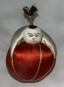 Vintage Asian Chinese Small Pin Cushion Sewing Sumo Oriental 1.5" - Photo 1 sur 2