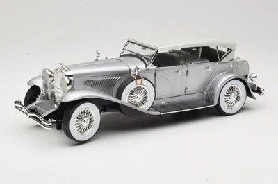 13525 Duesenberg SJ Silver GreenLight 1:18 - Immagine 1 di 4