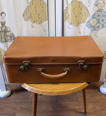 Vintage Suitcase | Vintage 1960s Brown/Tan Antler Suitcase | Retro Luggage - Image 1 of 4