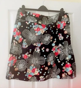 Ladies Women’s Girls Etam Elegant Formal Black Red Floral Cotton Size 18 Skirt - Picture 1 of 7