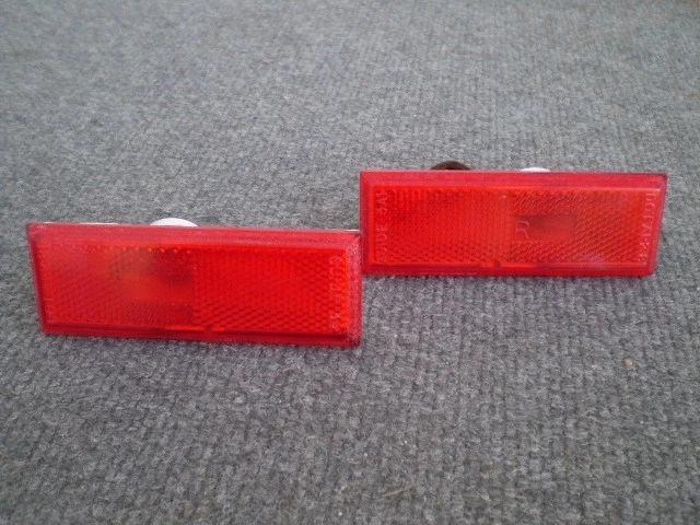 1981-1988 CUTLASS SUPREME HURST 442 SALON CALAIS T-TOP REAR SIDE MARKER SET 307 - Image 1 of 1