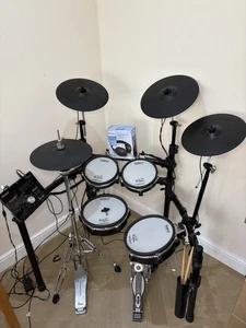 Roland TD-25KV-Drum electronic drum kit al mesh heads Sticks Headphones VGC - Picture 1 of 12