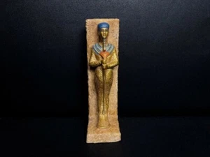 Increíble dios egipcio Ptah de pie y sosteniendo el palo con jeroglíficos egipcios - Imagen 1 de 6