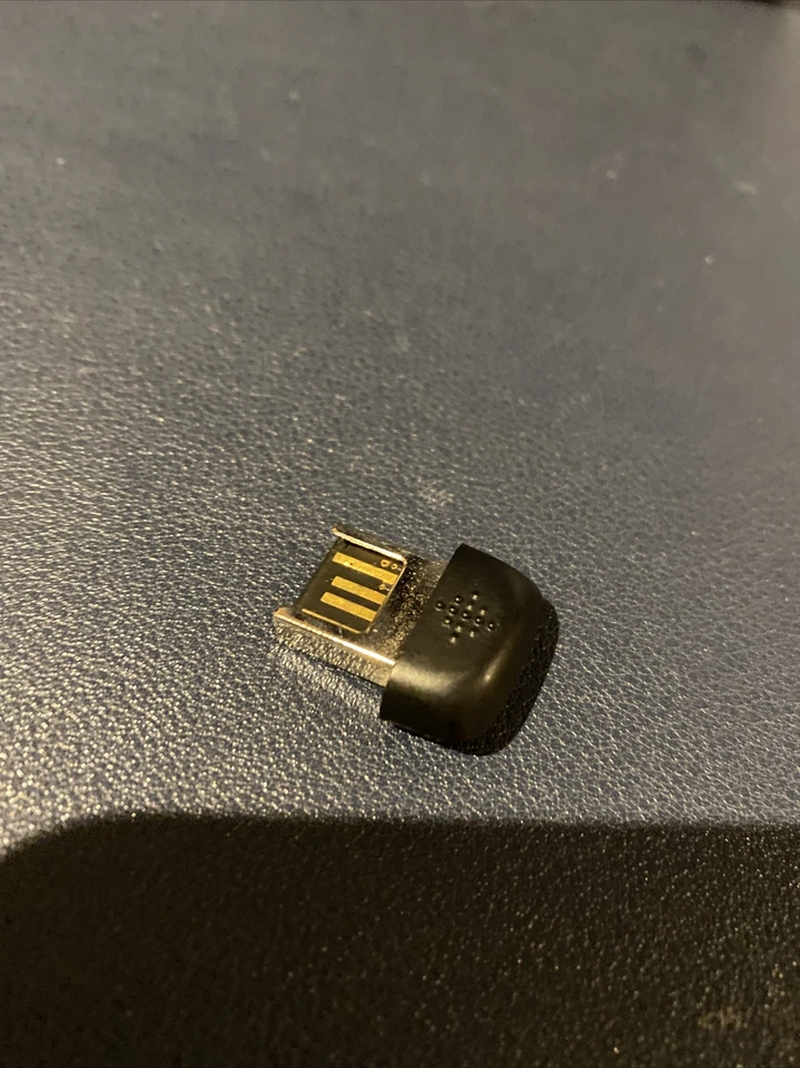 Dongle de sincronización inalámbrico Fitbit FB150 USB Bluetooth genuino para dispositivos Fitbit Foto 1 de 1