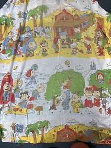 Vintage Snoopy Peanuts Charlie Brown TWIN SIZE FITTED SHEET Space Western Pirate