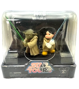 Star Wars Star Tours Yoda & Jedi Mickey Disney Parks Figuren Hasbro 2005 LESEN - Bild 1 von 10