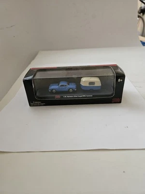 Malibu International VW Karmann Ghia cupé con remolque caravana Foto 1 de 4