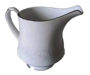 Noritake Cumberland Floral Pattern White Creamer Dish Bone China Replacement - Picture 1 of 8