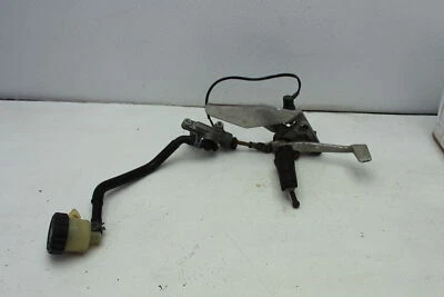 1992 YAMAHA FZR1000 (#451) RIGHT FRONT FOOT PEG REAR BRAKE MASTER CYLINDER - Image 1 of 4