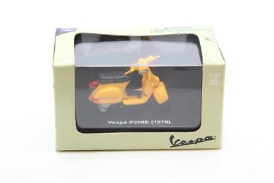NewRay - 1:3 2 - Vespa P200E 1978 Gialla - Nuovo Su la Sua Scatola - Immagine 1 di 3